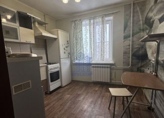 Продам 2-ком. квартиру, 51 м2, Новочебоксарск, улица 10-й Пятилетки, 11