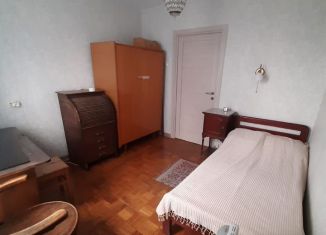 Сдаю в аренду комнату, 10 м2, Санкт-Петербург, улица Подвойского, 17к1, Невский район