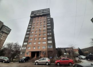 Продается 3-ком. квартира, 70 м2, Серпухов, улица Горького, 3