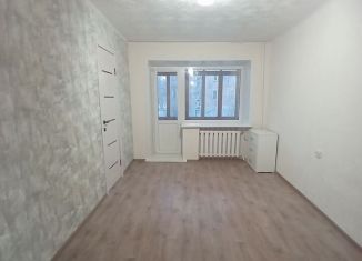 Продается 2-комнатная квартира, 42 м2, Рубцовск, проспект Ленина, 170