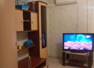 Сдаю в аренду 3-ком. квартиру, 70 м2, Армавир, улица Ленина, 48