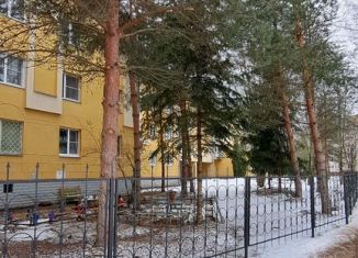 Продаю 2-комнатную квартиру, 72.4 м2, Новгородская область, Парковая улица, 5