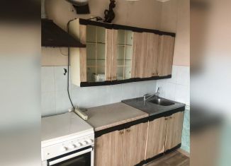 Продам 2-ком. квартиру, 49 м2, Обнинск, улица Аксёнова, 15