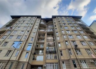 Продам 1-ком. квартиру, 44 м2, Нальчик, улица Шарданова, 46Г, ЖК Белые Паруса