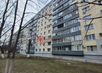 Продам двухкомнатную квартиру, 48 м2, Старый Оскол, микрорайон Жукова, 43