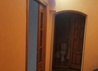 Продажа двухкомнатной квартиры, 50 м2, Курск, улица Овечкина, 3