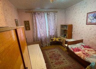 Сдается комната, 12 м2, Киров, улица Менделеева, 35, Ленинский район