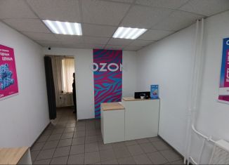 Продам торговую площадь, 54 м2, Полевской, микрорайон Зелёный Бор-1, 12