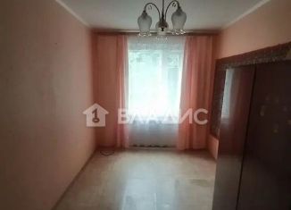 Продажа 2-комнатной квартиры, 54 м2, Собинка, улица Гагарина, 11