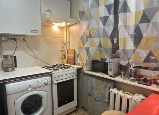 Продажа трехкомнатной квартиры, 55.4 м2, Санкт-Петербург, улица Матроса Железняка, 45, метро Пионерская