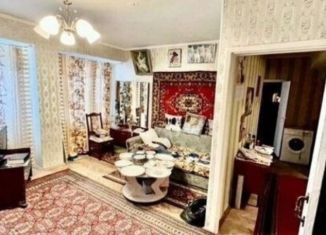 Сдаю 2-ком. квартиру, 65 м2, Москва, Мосфильмовская улица, 78, район Раменки