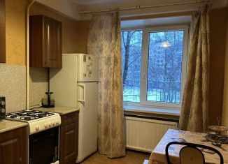 Сдам 1-комнатную квартиру, 32 м2, Санкт-Петербург, проспект Культуры, 22к2, метро Парнас