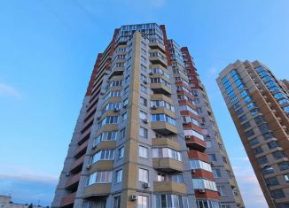 Продается трехкомнатная квартира, 118.6 м2, Волгоград, Университетский проспект, 57