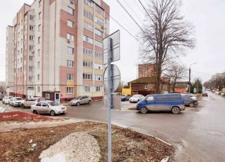 Продается однокомнатная квартира, 37.1 м2, Курск, улица Ломоносова, 47