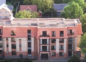 Продажа 3-ком. квартиры, 96 м2, Калининград, улица Ватутина, 38А