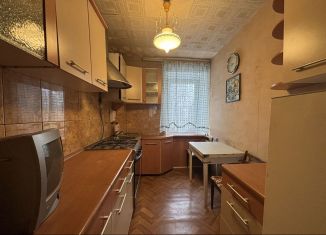 Сдаю 3-ком. квартиру, 71 м2, Хотьково, улица Ленина, 1