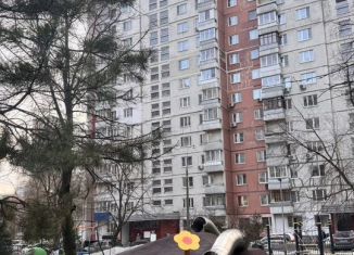 Продаю 3-комнатную квартиру, 76 м2, Москва, улица Мусы Джалиля, 4к4, район Зябликово