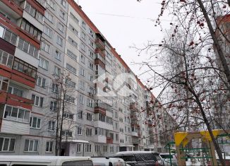 Продается трехкомнатная квартира, 61.7 м2, Новосибирск, метро Студенческая, Комсомольская улица, 4