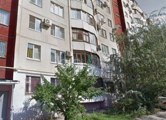 Продаю 2-комнатную квартиру, 53 м2, Волгоград, улица Бажова, 9