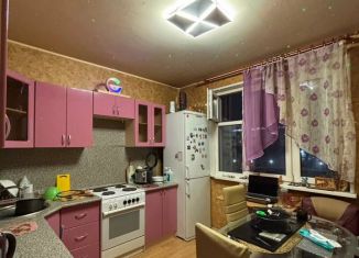 Продам 3-ком. квартиру, 78 м2, Москва, улица Бутлерова, 4