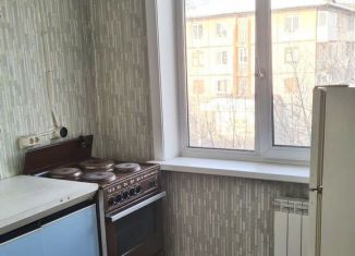 Трехкомнатная квартира на продажу, 58.2 м2, Иркутская область, 18-й квартал, 35