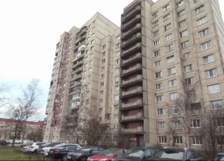 Продаю 3-ком. квартиру, 78 м2, Санкт-Петербург, Дунайский проспект, метро Проспект Славы