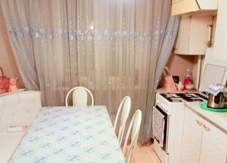 Сдается в аренду 3-ком. квартира, 70 м2, Щербинка, улица Космонавтов, 12