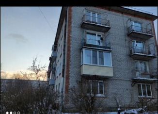 Продаю 1-ком. квартиру, 31 м2, посёлок Парголово, улица Первого Мая, 91