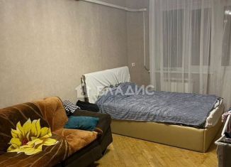 Продам трехкомнатную квартиру, 72 м2, Белгород, улица Щорса, 49