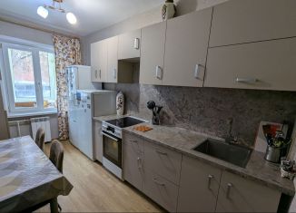 Продается 3-ком. квартира, 62 м2, Иркутск, улица Академика Курчатова, 2В