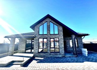 Продается дом, 130 м2, поселок Айкаван, улица О. Айвазовского