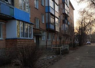 Продается 3-комнатная квартира, 50.4 м2, Удмуртия, улица Ворошилова, 31