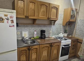 Сдам в аренду 2-ком. квартиру, 55 м2, Татарстан, улица Рихарда Зорге, 88