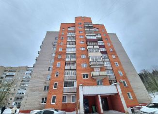 Продам двухкомнатную квартиру, 52.9 м2, Кирово-Чепецк, Сосновая улица