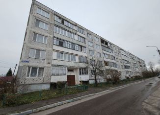 Продается 2-комнатная квартира, 52.2 м2, Куровское, улица Кирова, 12