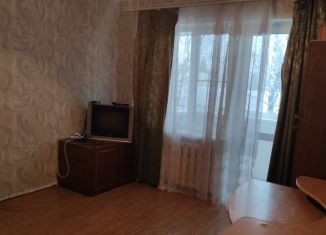 Сдается в аренду 1-ком. квартира, 30 м2, Малоярославец, улица Кирова, 2