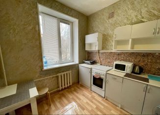 Сдам трехкомнатную квартиру, 90 м2, Москва, улица Ивана Бабушкина, 2к1, ЮЗАО