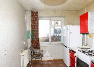 Продам 2-ком. квартиру, 48 м2, Челябинская область, улица Энгельса, 39