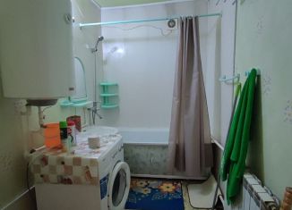 Продам 2-комнатную квартиру, 42 м2, Ростовская область, улица Гагарина, 15