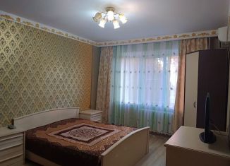 Продается 1-комнатная квартира, 45 м2, Волгодонск, проспект Мира, 45