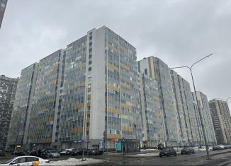 Продам двухкомнатную квартиру, 55 м2, Кудрово, ЖК Вернисаж, Пражская улица, 15