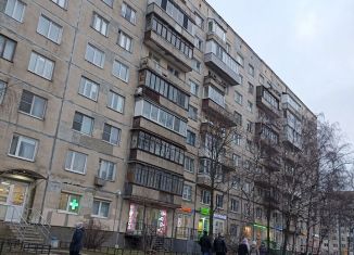 Продается 2-комнатная квартира, 55.2 м2, Санкт-Петербург, Светлановский проспект, 66, метро Академическая