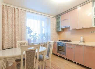 Продается трехкомнатная квартира, 81.2 м2, Вологда, Северная улица, 32