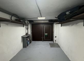 Продаю гараж, 17 м2, Владивосток, Первомайский район, улица Добровольского, 33