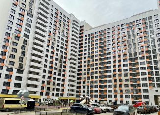 Продаю 2-ком. квартиру, 63 м2, Москва, 6-я Радиальная улица, 7/1к1, станция Покровское