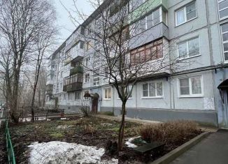 Продается 1-ком. квартира, 31.3 м2, Великий Новгород, Октябрьская улица, 12к2