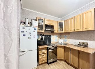 Продажа 1-комнатной квартиры, 38 м2, Старый Оскол, микрорайон Солнечный, 7А