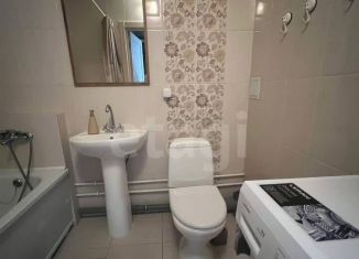 Продам однокомнатную квартиру, 33 м2, Тюмень, улица Червишевский Тракт, 45к3, ЖК Апрель