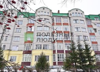 Продам 2-ком. квартиру, 92.6 м2, Татарстан, улица Столярова, 5