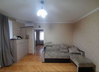 Продам трехкомнатную квартиру, 54 м2, Шахты, улица Ворошилова, 27